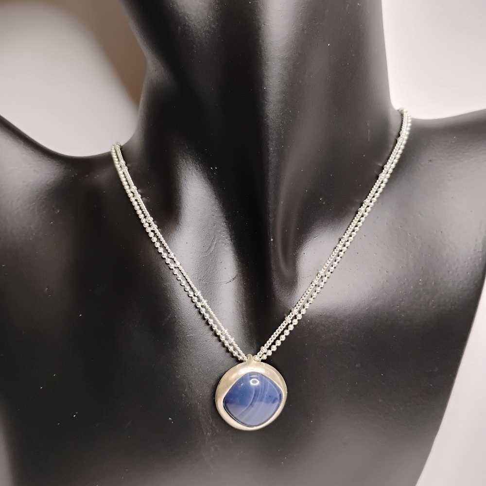 Liz Co Silver Double Chain Blue Pendant Necklace 10$